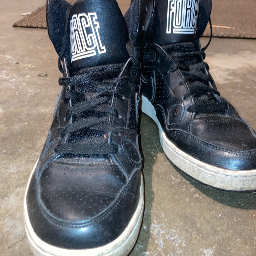 Nike Force Basketball HiTop